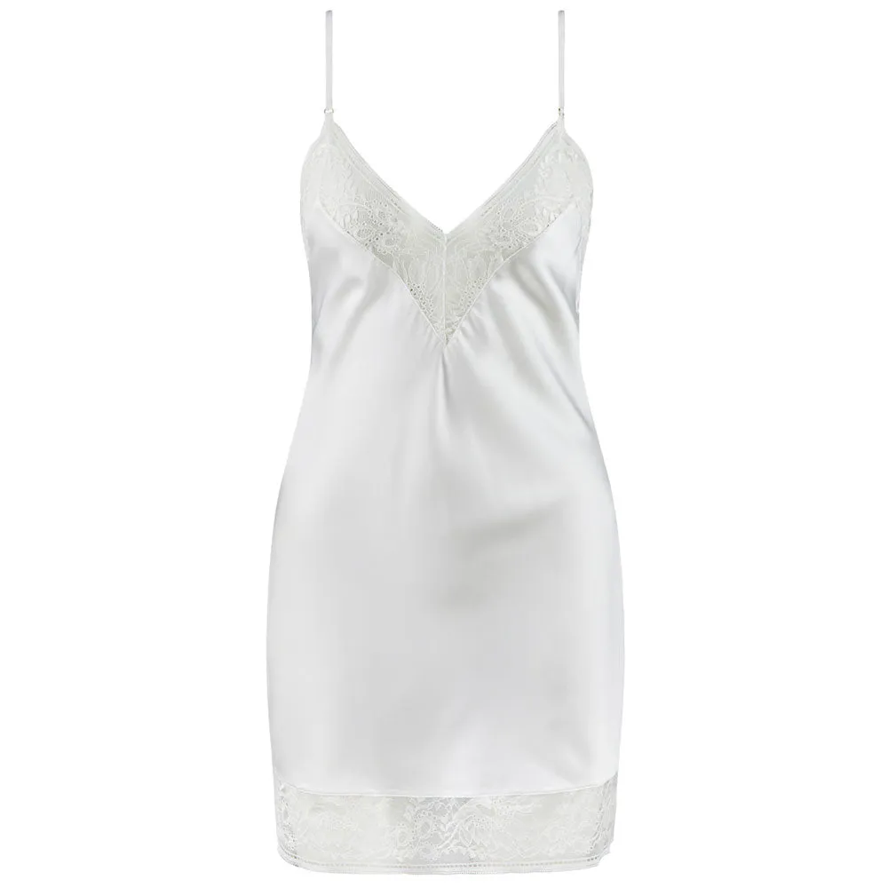 Aubade 'Midnight Whisper' Opal (Ivory) Silk Nightie