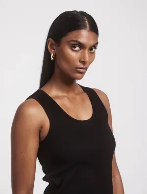 Azami Signature Rib Scoop Tank In Black
