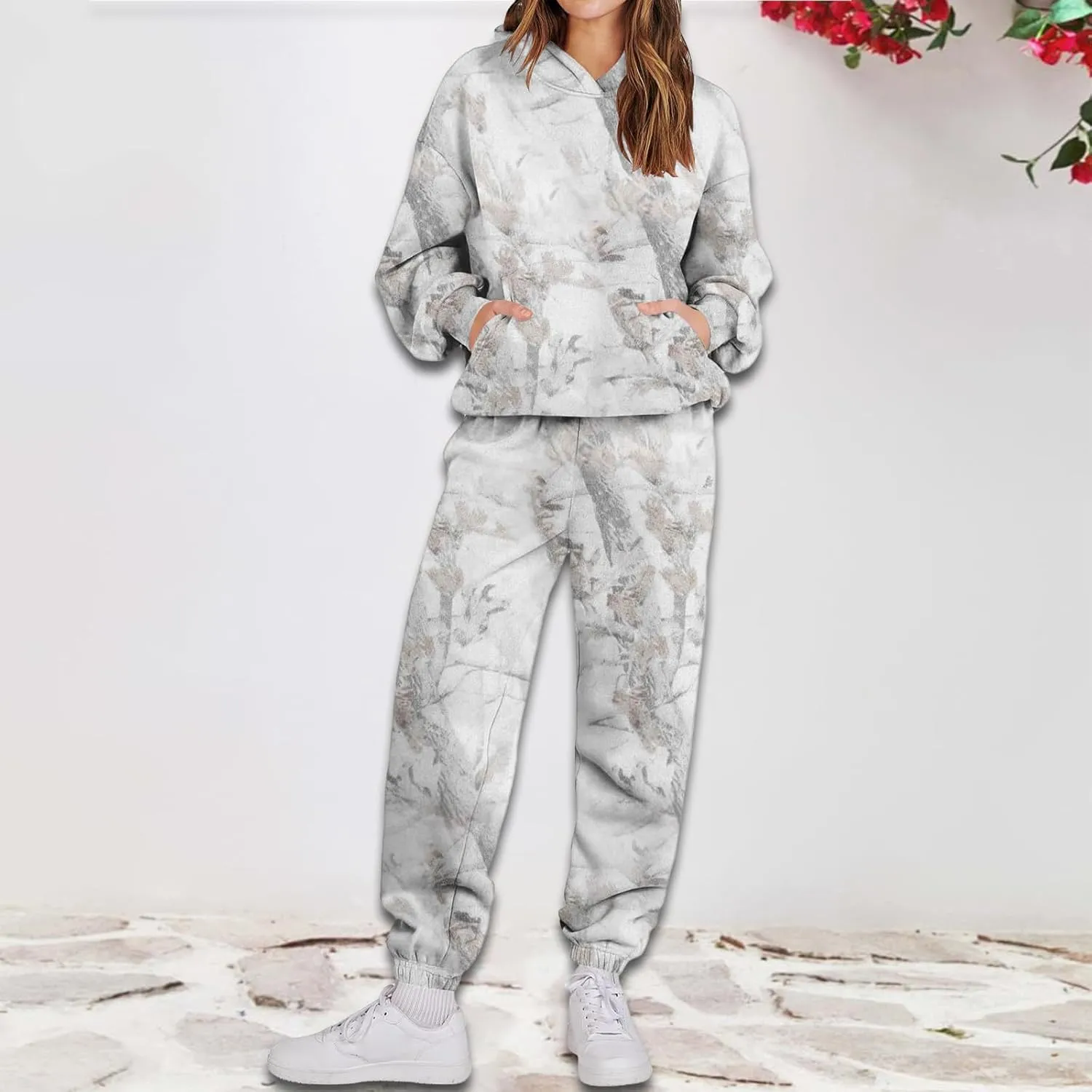 Camo Sweatsuits for Women Set 2 Piece Camo Hoodies Maple Leaf Print Hoodie Oversized Sweatshirt Sweatpants Outfits