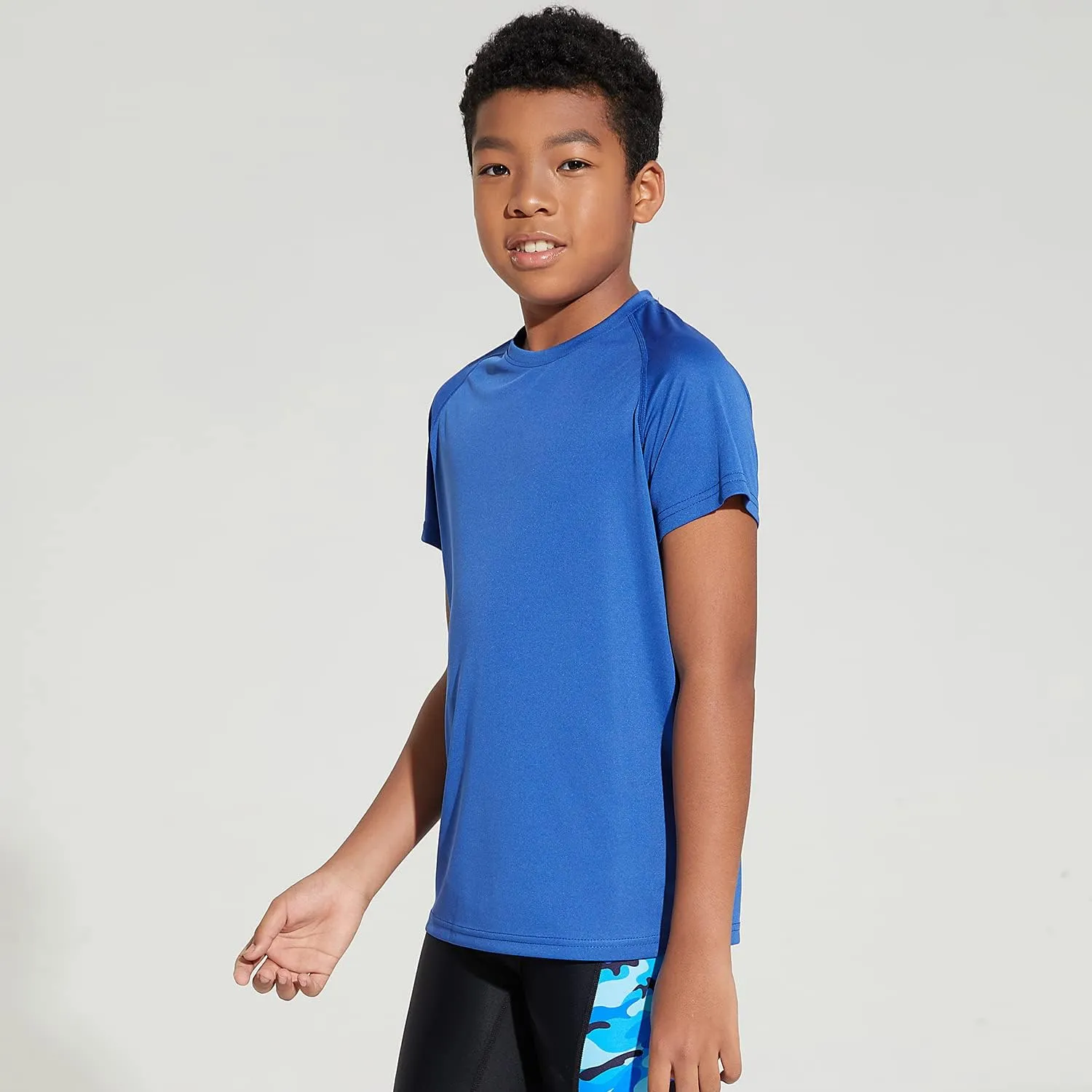 DEVOROPA Youth Boys Rash Guard Toddler Swim Shirts Short Sleeve Sun Shirts Lightweight Quick Dry UPF 50  Kids Surf Swimsuit