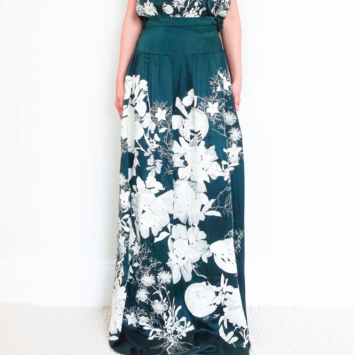 Green silk set RRP £2k