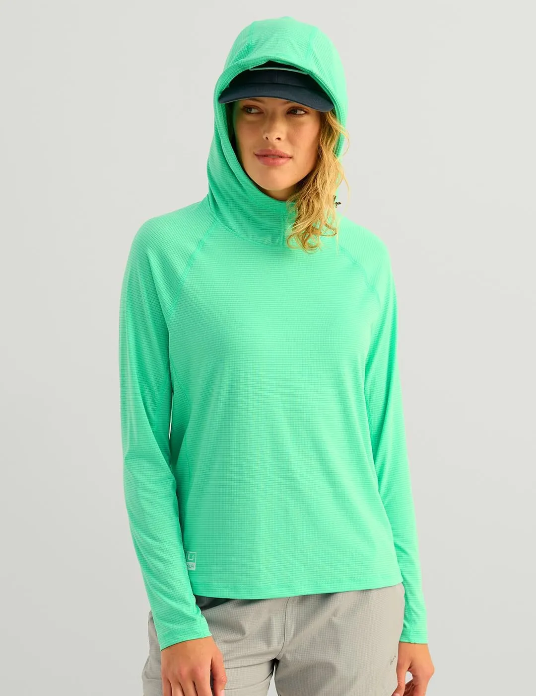 HUK Women's A1a Hoodie Lightweight Hooded Fishing Shirt, Sun Protection, Breathable, Quick-Dry Performance