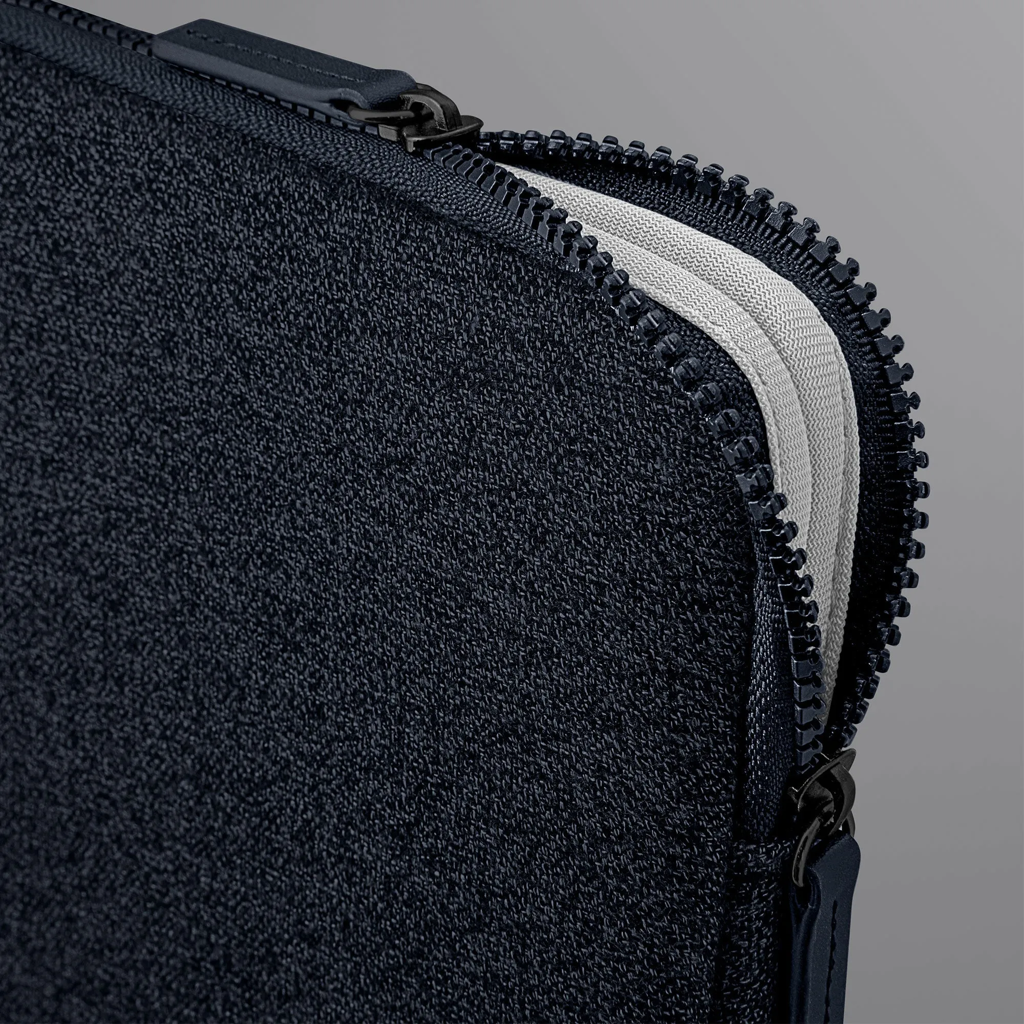 INFLIGHT Protective Sleeve for 14-inch Laptop