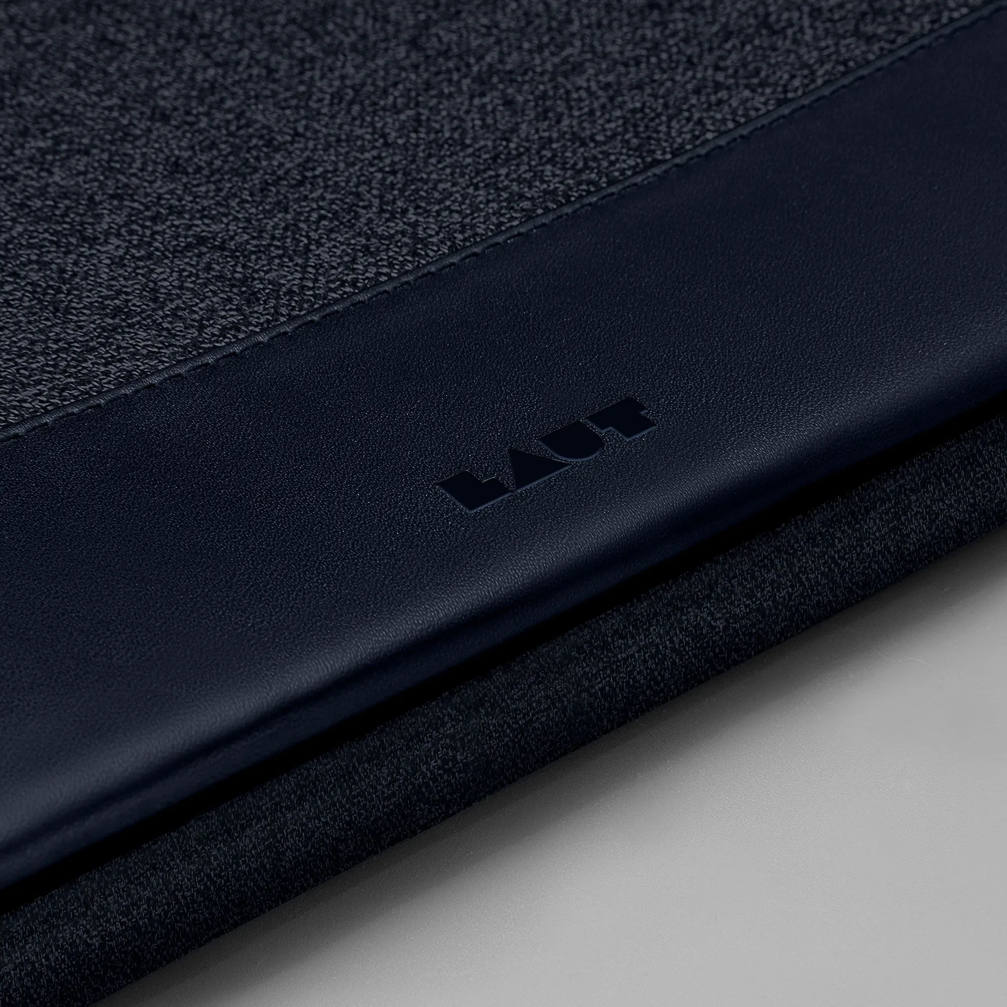 INFLIGHT Protective Sleeve for 14-inch Laptop