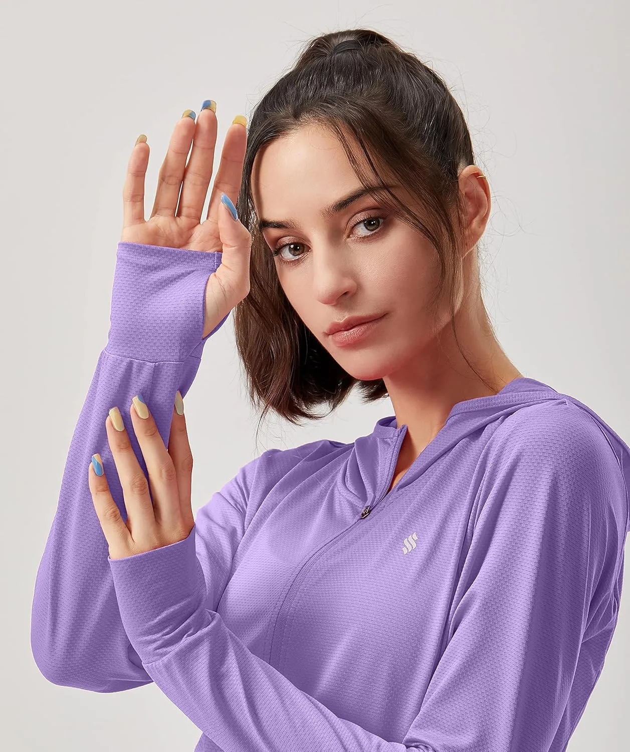 Soothfeel Women's UPF 50  Sun Protection Hoodie Jacket Lightweight Long Sleeve Sun Shirt for Women with Pocket Hiking Outdoor