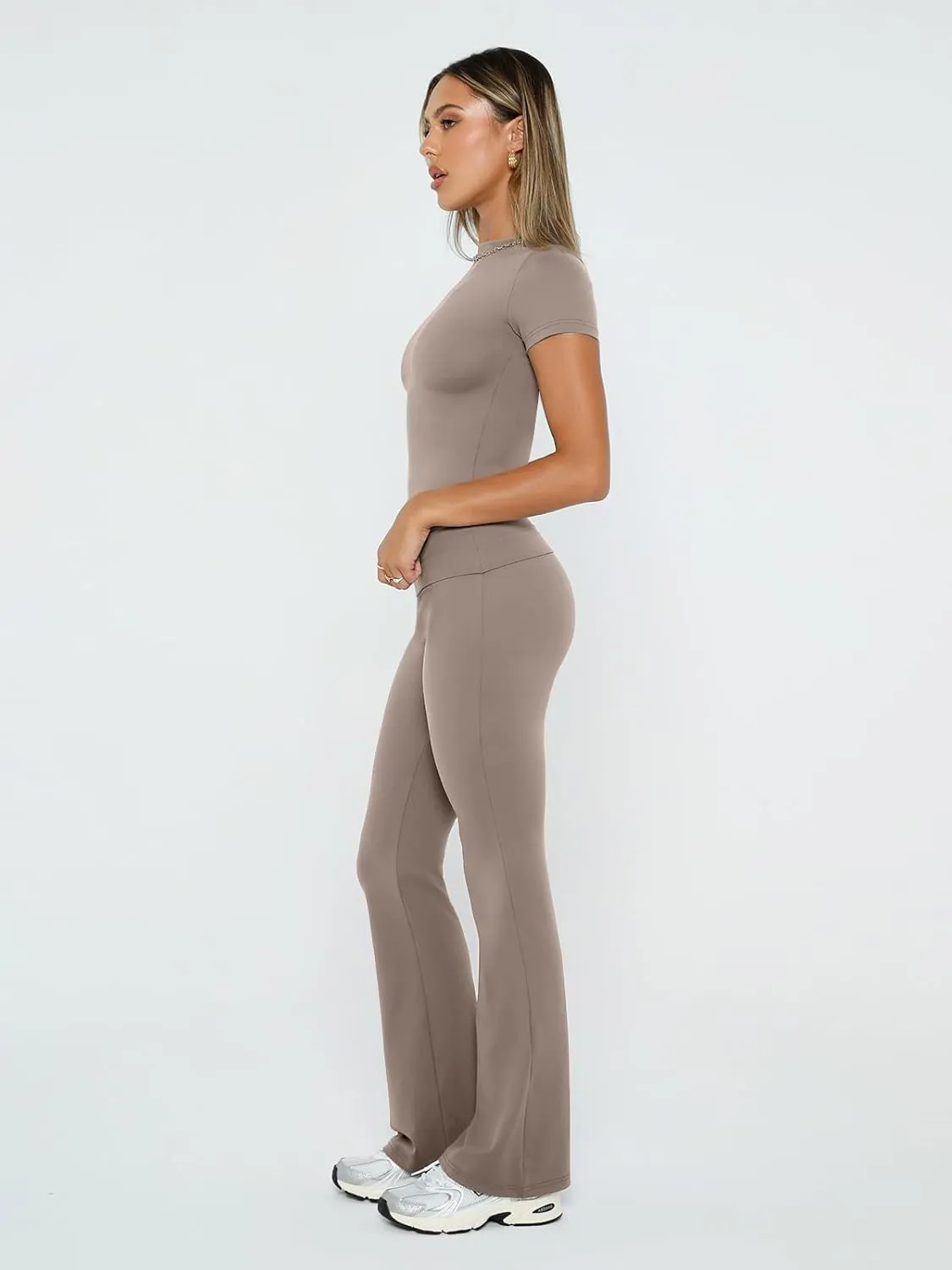 Trendy Queen Lounge Sets For Women 2 Piece Casual Y2K Outfits Short Sleeve Cropped Tops Fold Over Flare Pants Tracksuits