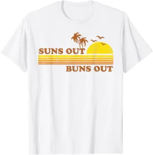 Vintage Suns Out Buns Out Beach Retro Sunset 70's Gift Idea T-Shirt